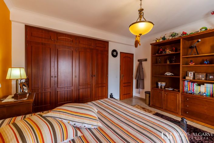 Image No.25-5 Bed Villa for sale