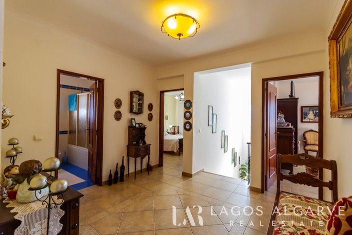 Image No.34-5 Bed Villa for sale