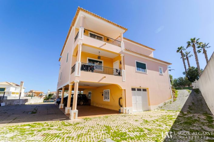 Image No.37-5 Bed Villa for sale