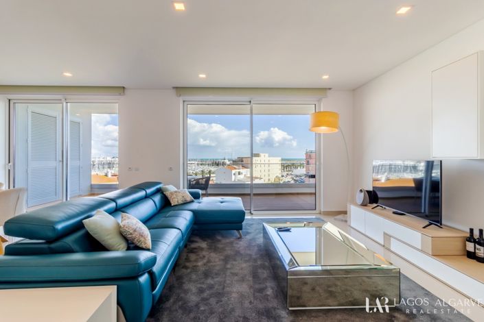 Image No.10-3 Bed Apartment for sale