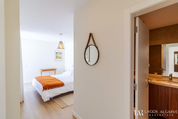 Image No.35-3 Bed Townhouse for sale