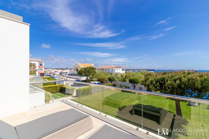 Image No.39-3 Bed Townhouse for sale