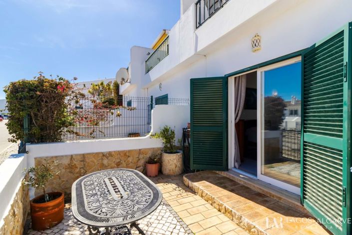 Image No.1-2 Bed Townhouse for sale