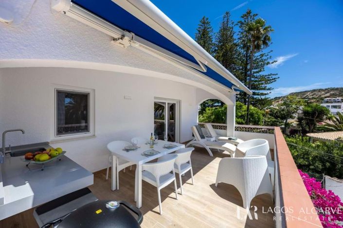 Image No.1-4 Bed Villa for sale