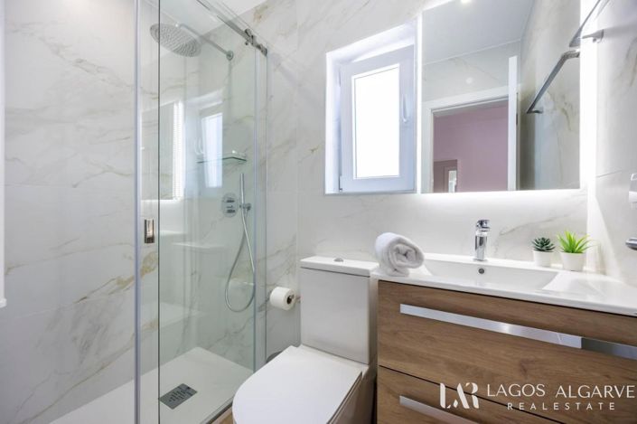 Image No.29-4 Bed Villa for sale