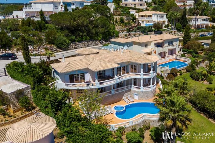 Image No.1-5 Bed Villa for sale