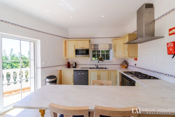 Image No.12-5 Bed Villa for sale