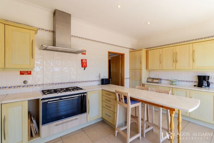 Image No.15-5 Bed Villa for sale