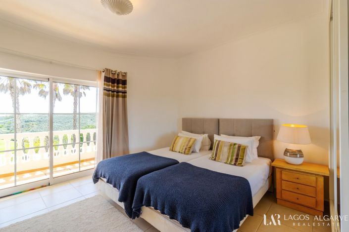 Image No.42-5 Bed Villa for sale