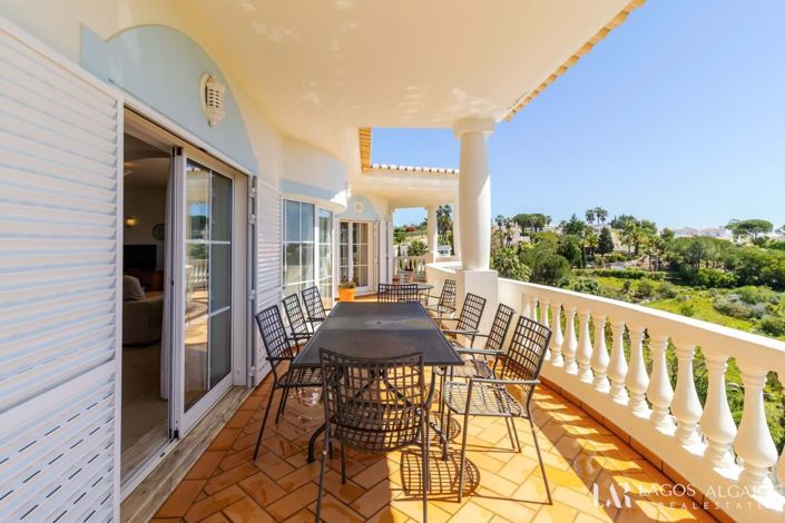 Image No.8-5 Bed Villa for sale