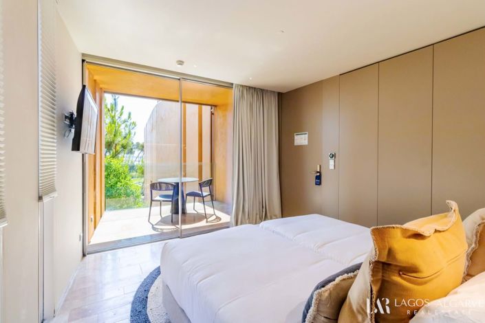 Image No.23-2 Bed Apartment for sale