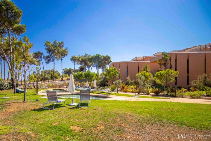 Image No.33-2 Bed Apartment for sale