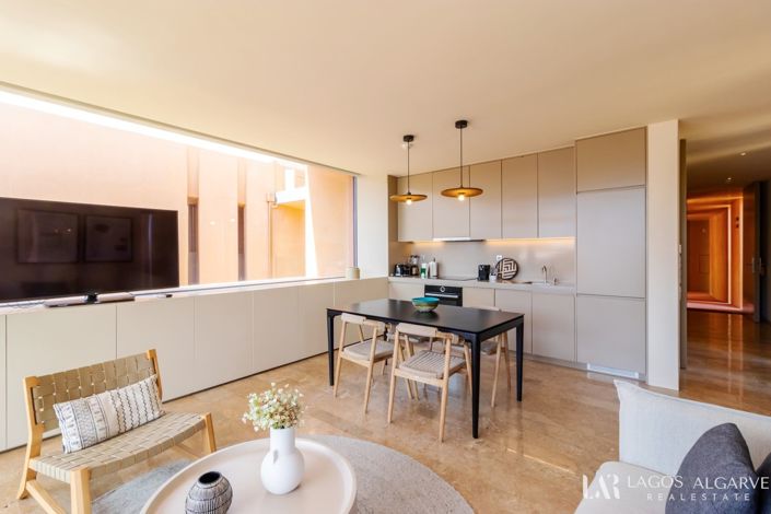 Image No.9-2 Bed Apartment for sale