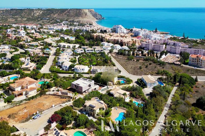 Image No.21-3 Bed Villa for sale