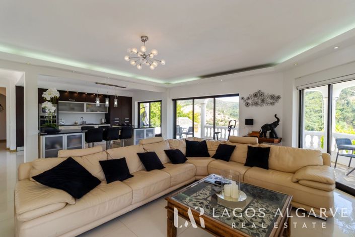 Image No.15-3 Bed Villa for sale