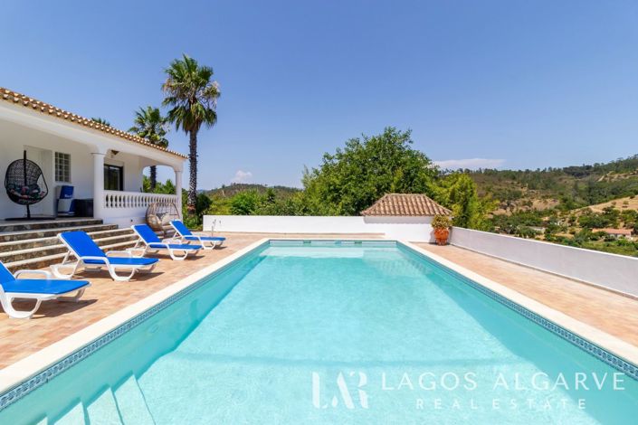 Image No.19-3 Bed Villa for sale