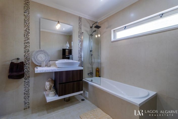 Image No.38-Villa de 3 chambres à vendre à Lagos