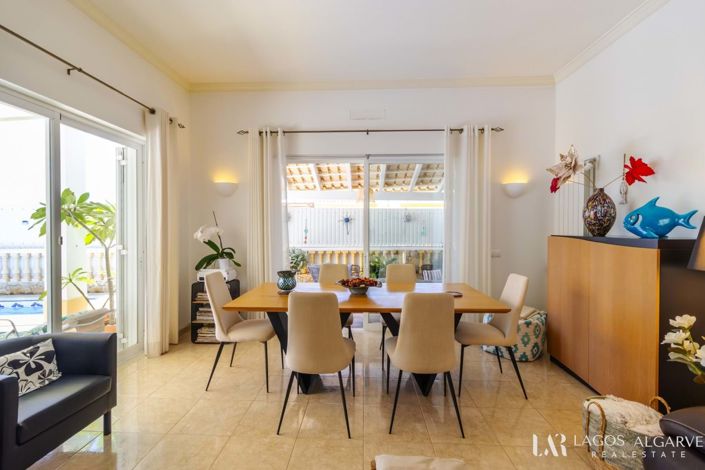 Image No.13-4 Bed Villa for sale