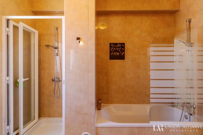 Image No.33-4 Bed Villa for sale