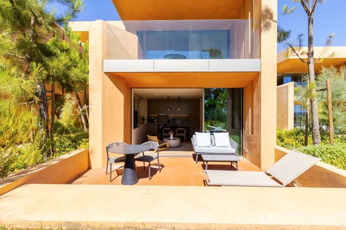 Image No.20-1 Bed Apartment for sale