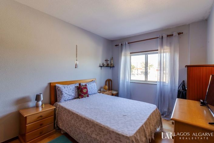 Image No.22-2 Bed Apartment for sale