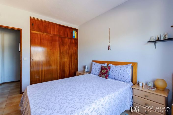 Image No.23-2 Bed Apartment for sale