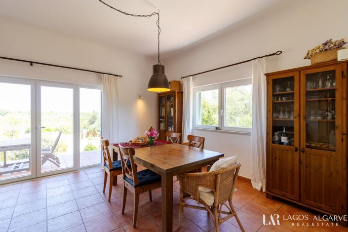 Image No.12-3 Bed Villa for sale