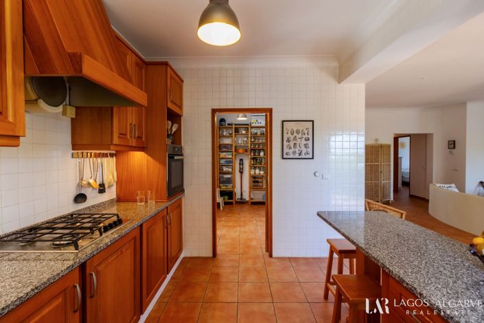 Image No.18-3 Bed Villa for sale