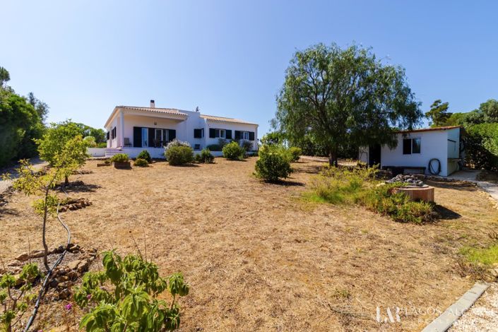 Image No.21-3 Bed Villa for sale