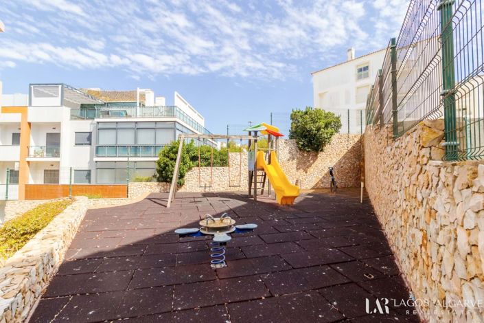 Image No.27-2 Bed Apartment for sale