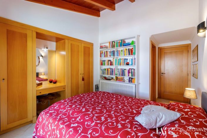 Image No.18-3 Bed Villa for sale