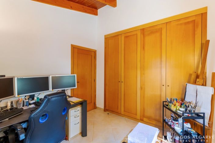 Image No.21-3 Bed Villa for sale
