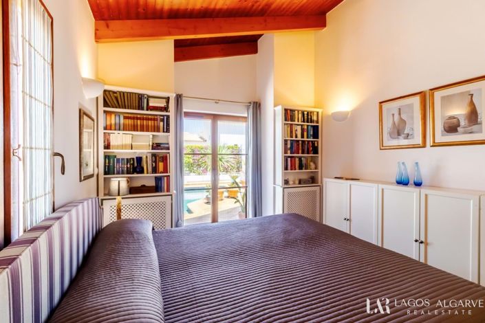 Image No.22-3 Bed Villa for sale