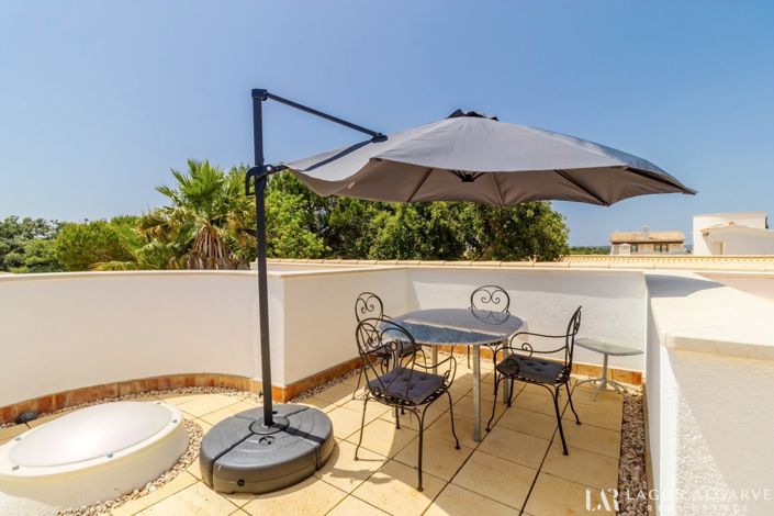 Image No.25-3 Bed Villa for sale