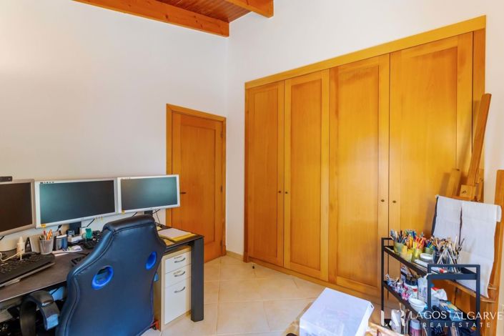 Image No.25-3 Bed Villa for sale