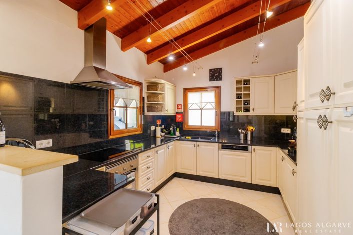 Image No.8-3 Bed Villa for sale