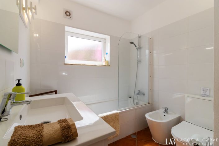 Image No.44-5 Bed Villa for sale