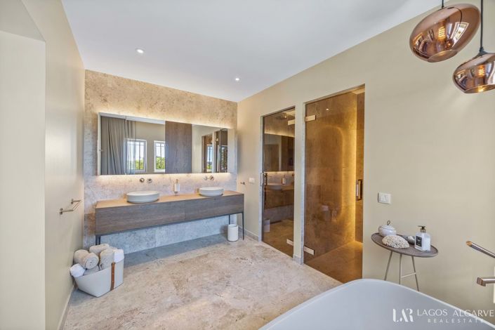 Image No.37-Villa de 4 chambres à vendre à Luz