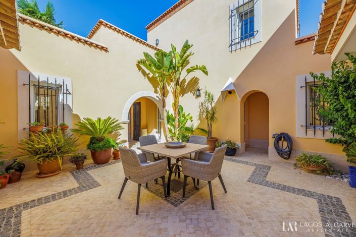 Image No.5-Villa de 4 chambres à vendre à Luz