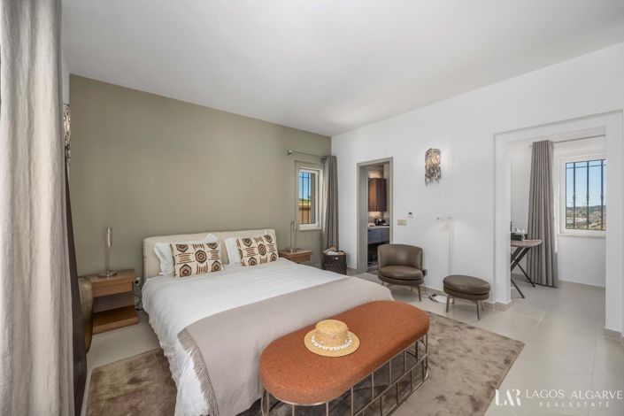 Image No.48-Villa de 4 chambres à vendre à Luz