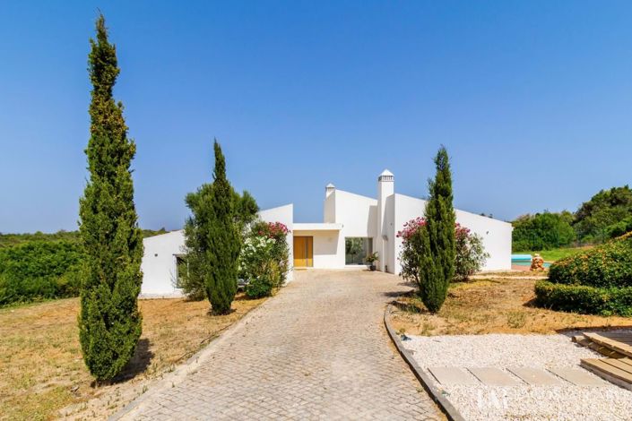 Image No.1-Villa de 4 chambres à vendre à Meia Praia