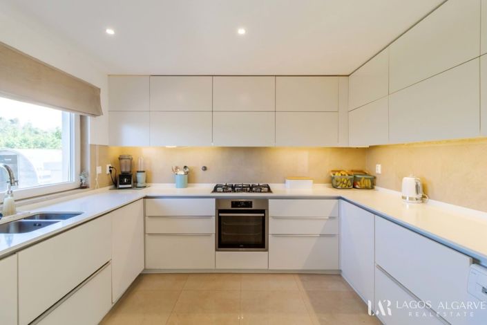 Image No.16-4 Bed Villa for sale