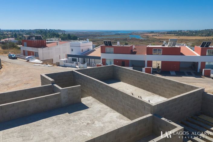 Image No.5-Villa de 4 chambres à vendre à Mexilhoeira Grande