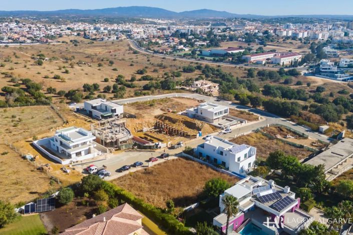 Image No.11-Propriété à vendre à Lagos