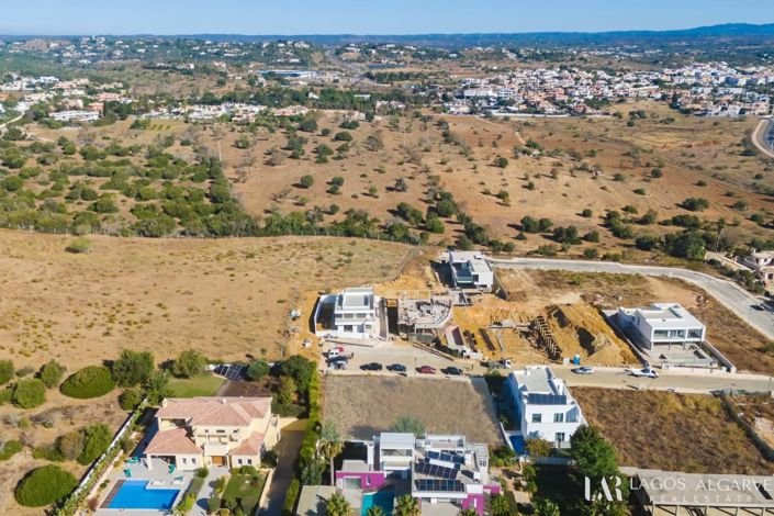 Image No.4-Propriété à vendre à Lagos