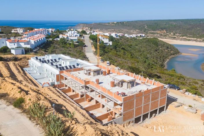 Image No.8-2 Bed Apartment for sale