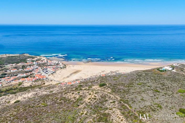 Image No.18-3 Bed Apartment for sale