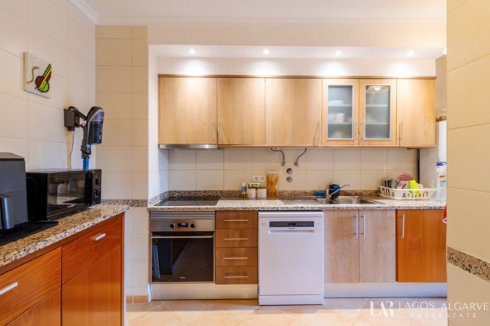 Image No.12-2 Bed Apartment for sale