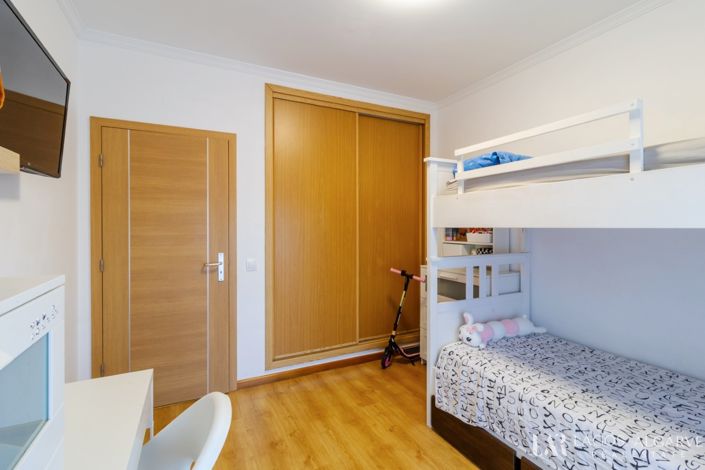 Image No.16-2 Bed Apartment for sale