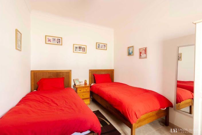 Image No.17-3 Bed Townhouse for sale